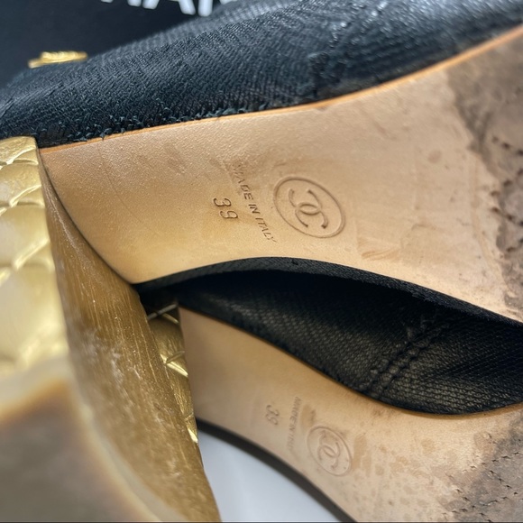 CHANEL Fantasy Short Boots Black & Gold Size 39 - Picture 7 of 16